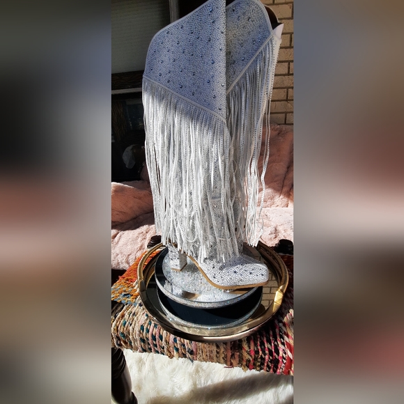 Jessica SimpsonAsire Rhinestone Western Fringe Boots - Picture 10 of 15